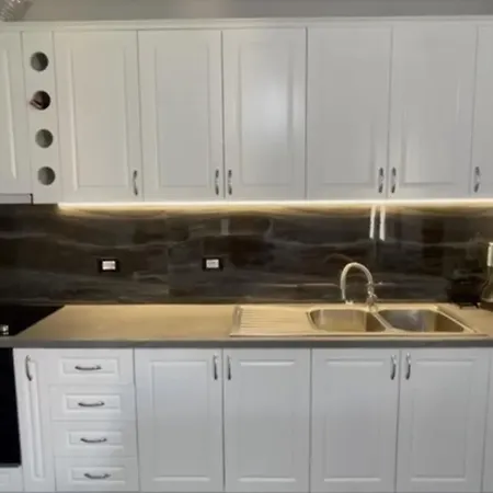 Shoraj Rent House * Влёра