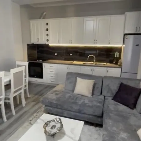 Shoraj Rent House *