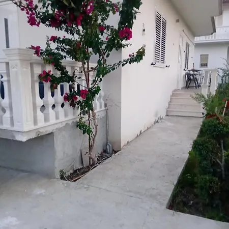 Апартаменты Shoraj Rent House *